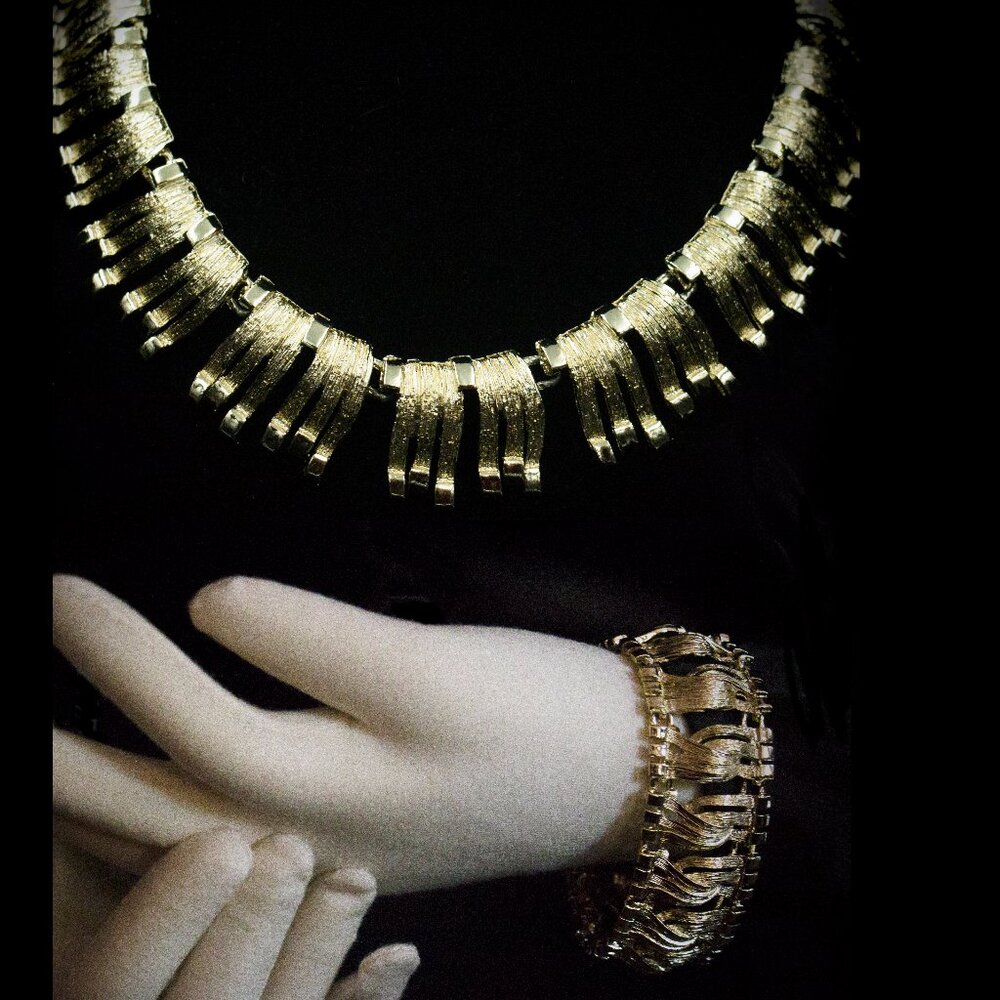 Rectangular Dangles Necklace & Bracelet Set - Jst… - image 1